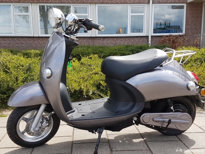 Ebretti 318 E-scooter zwart